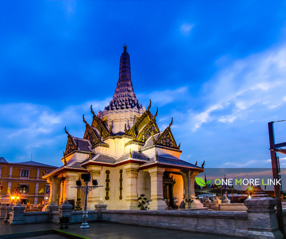 สักการะศาลหลักเมือง